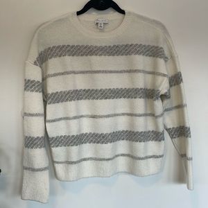 Topshop sweater white grey striped women’s size 2